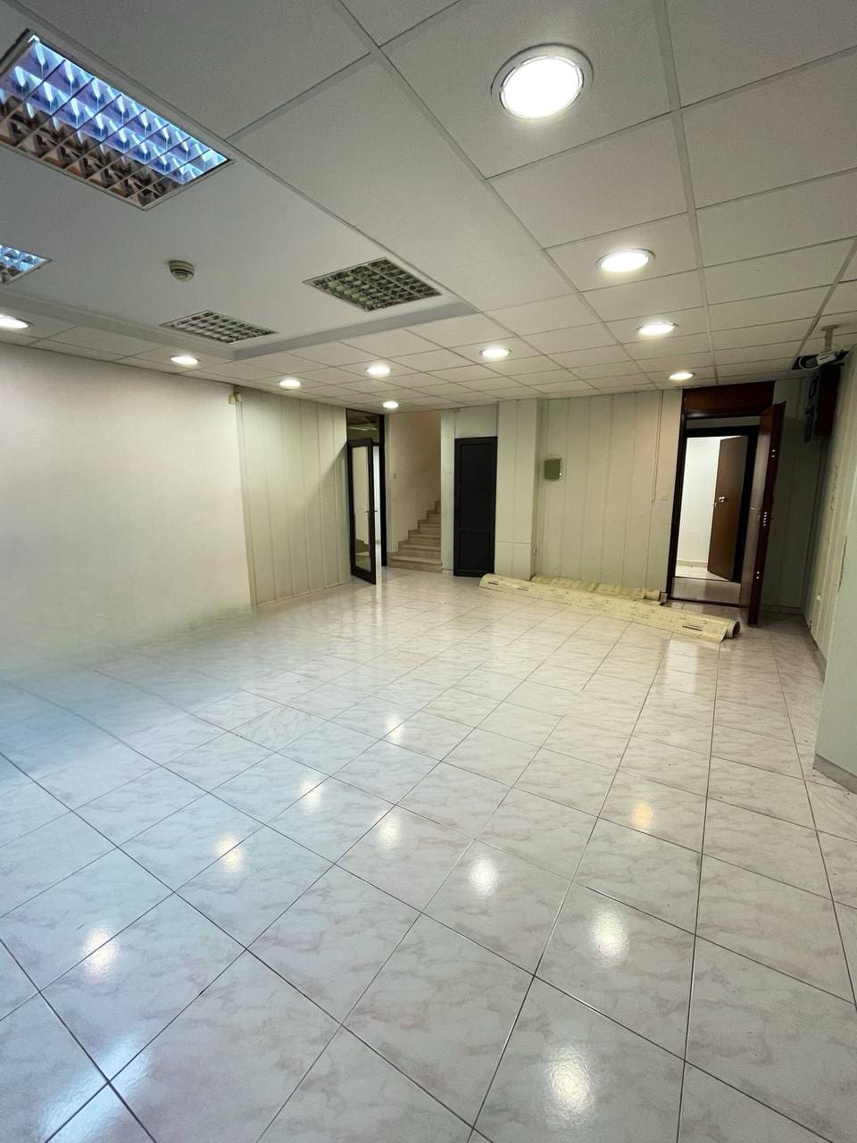 Commercial · Bar